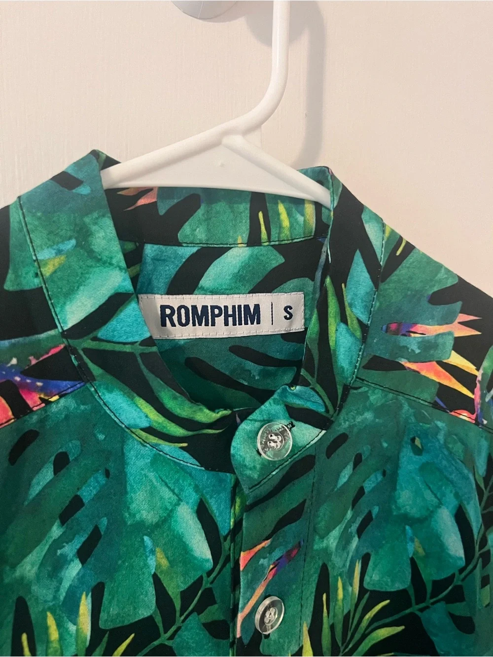 NWT Romphim Jungle Themed Men’s Romper Shorts Button Up Green Size Small